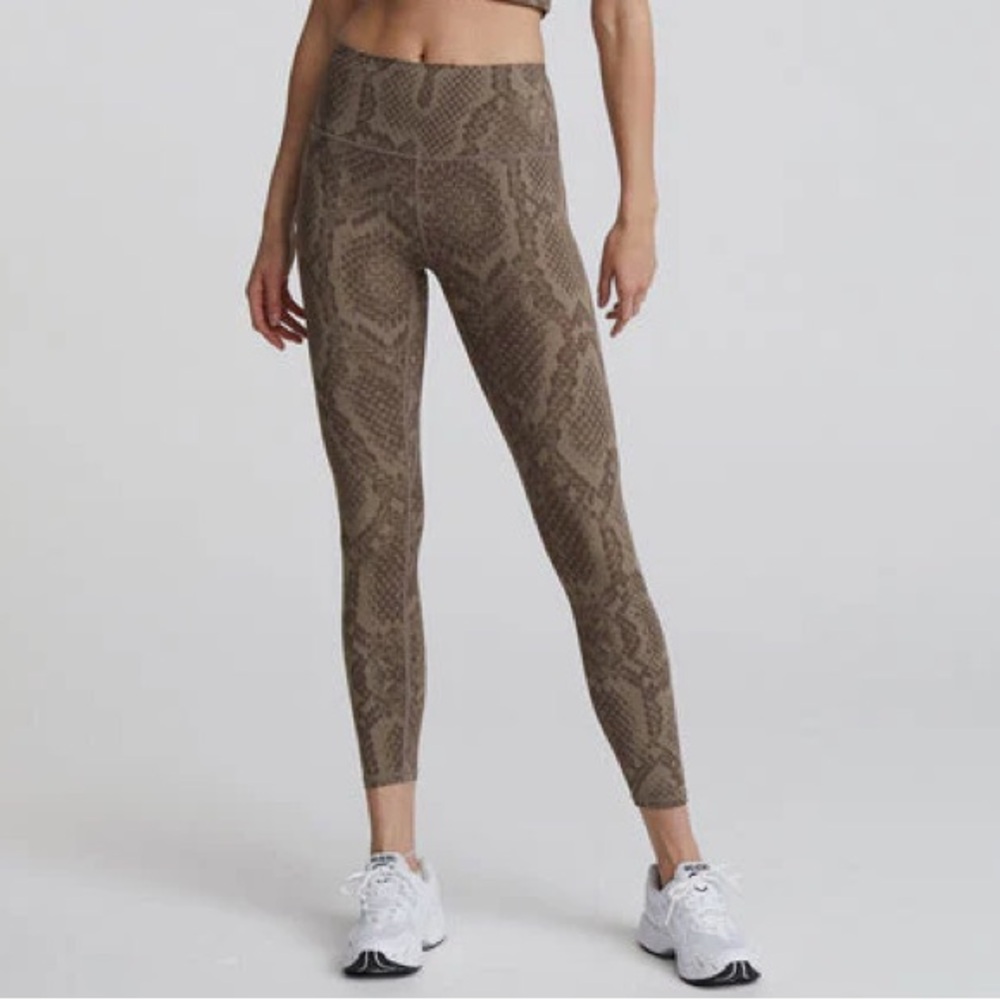 Varley ‘Let's Go’ High-Rise Leggings 25” Women’s Medium Khaki Snakeskin